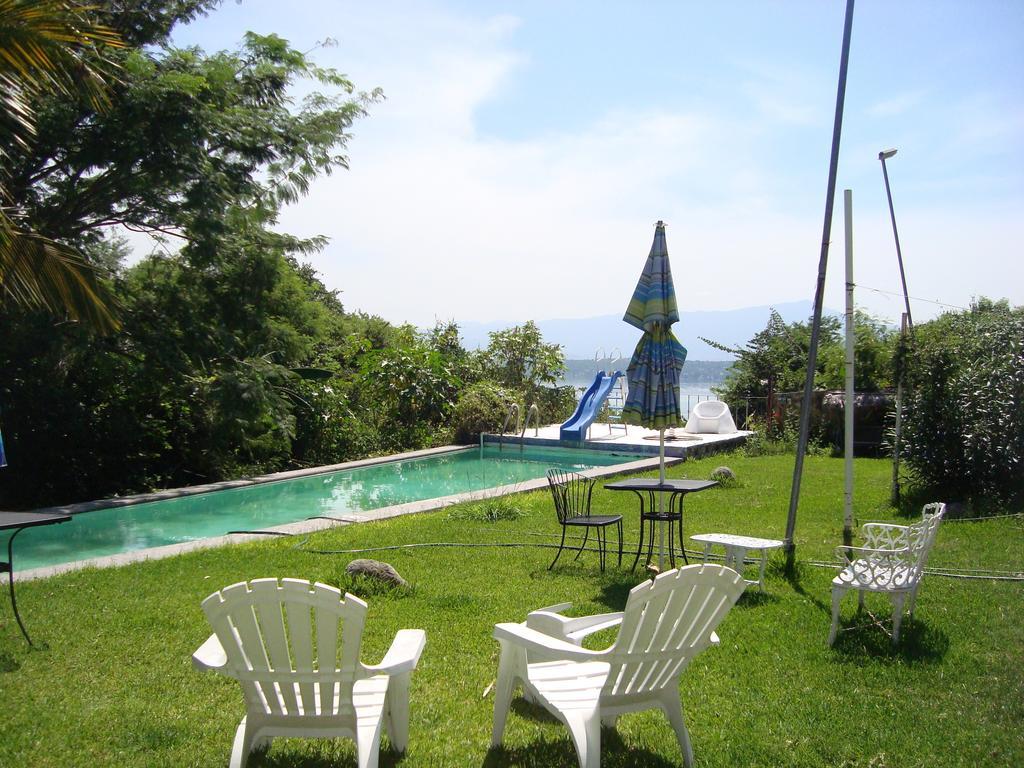 Hotel Teques Inn Tequesquitengo Esterno foto